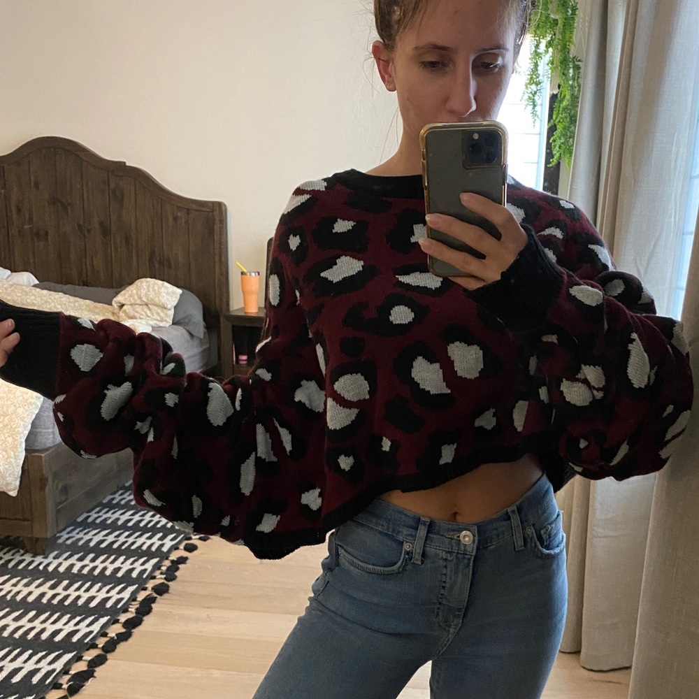 Leopard print oversized crop sweater